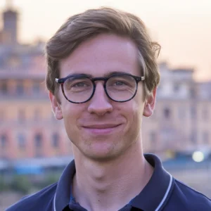 Chi siamo 6 giuseppe fanelli bari 300x300 1